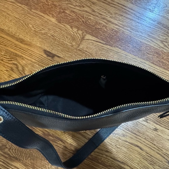 Coach Black Leather Women's Bag - Picture 5 of 8